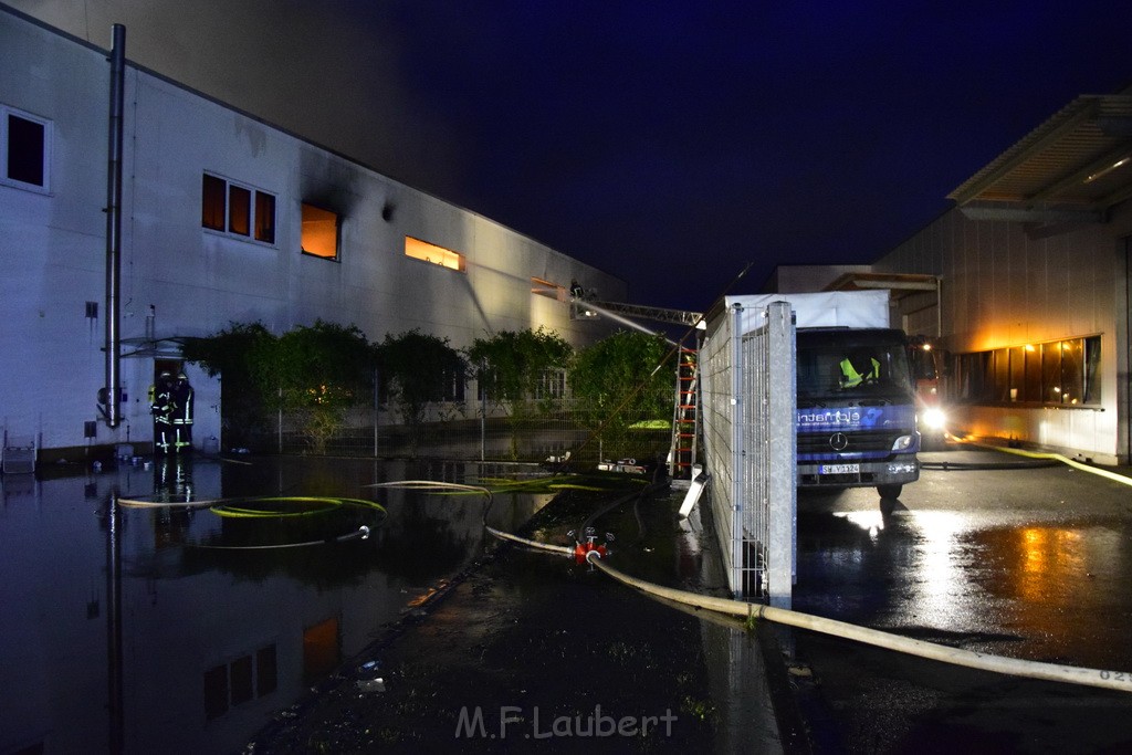 Grossbrand Halle Troisdorf Kriegsdorf Junkersring P543.JPG - Miklos Laubert